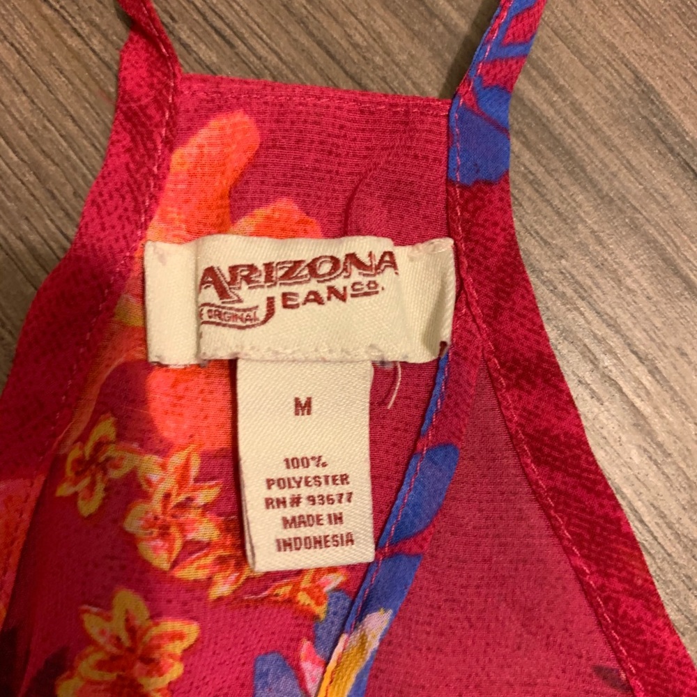 Open Back Tank Top - Picture 2 of 3